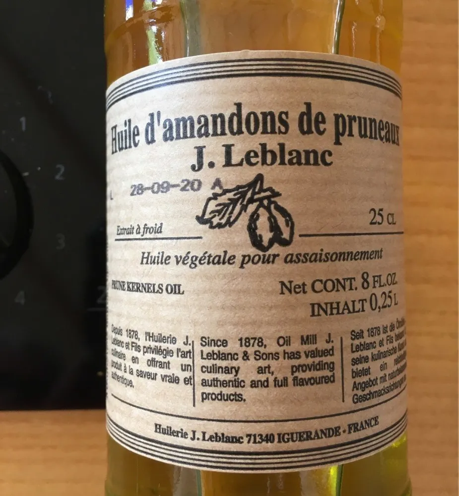 Huile d'amndons de pruneaux