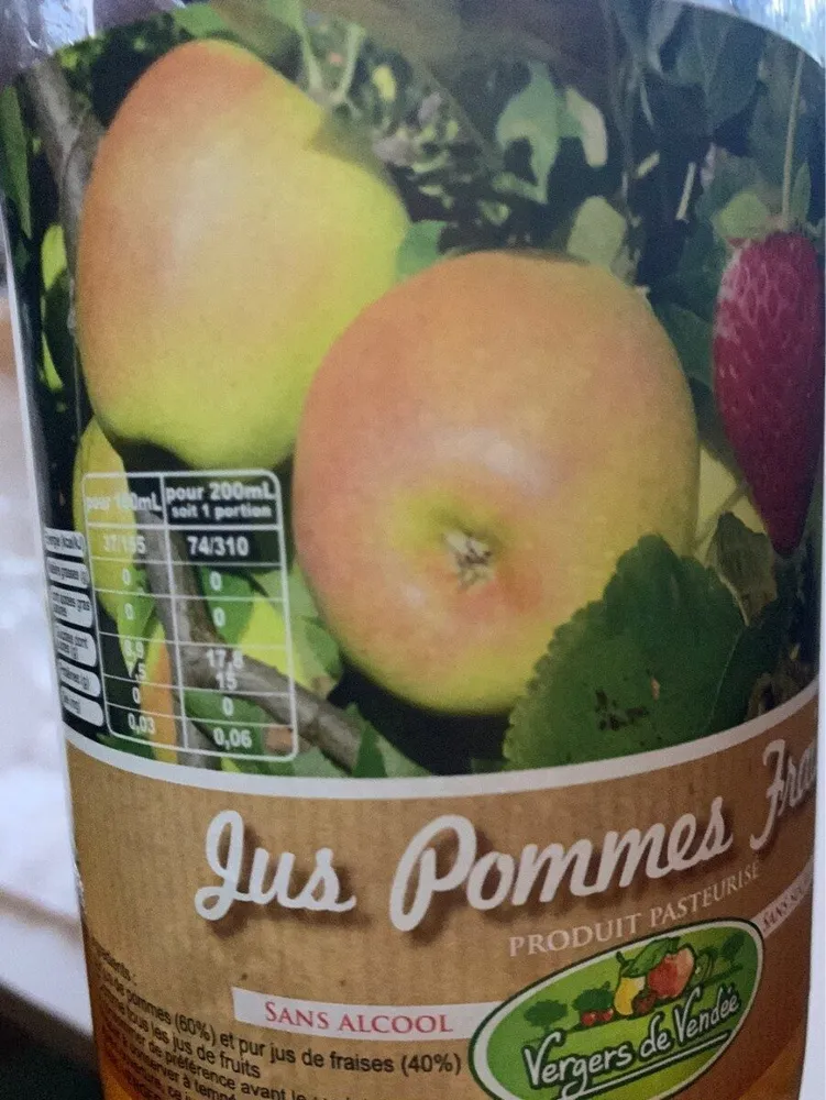Jus de pommes fraises
