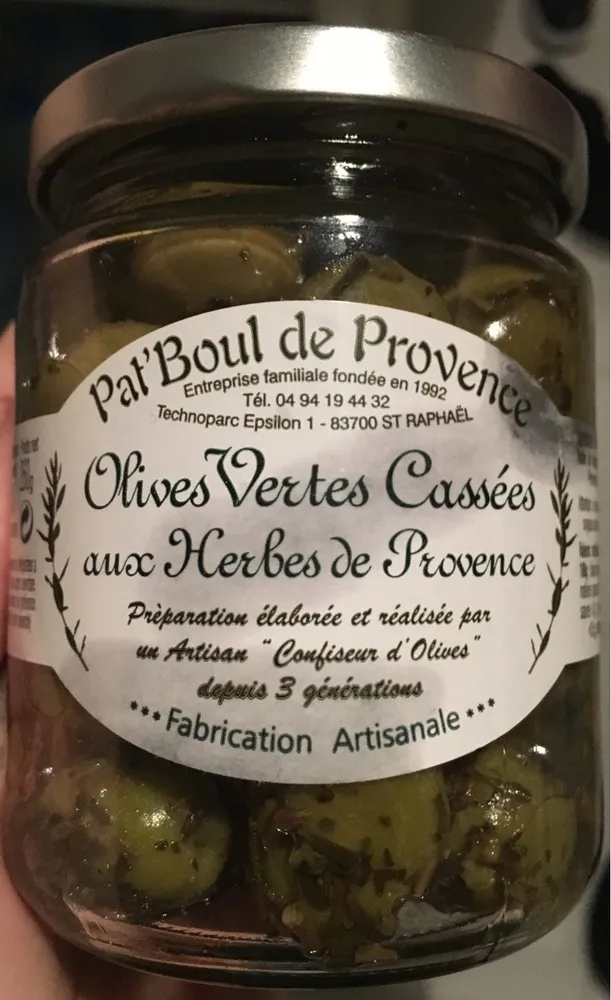 Olives vertes cassées
