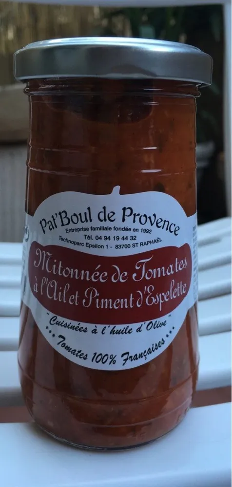 Mitonnée de tomates a l'ail et piment d'espelette