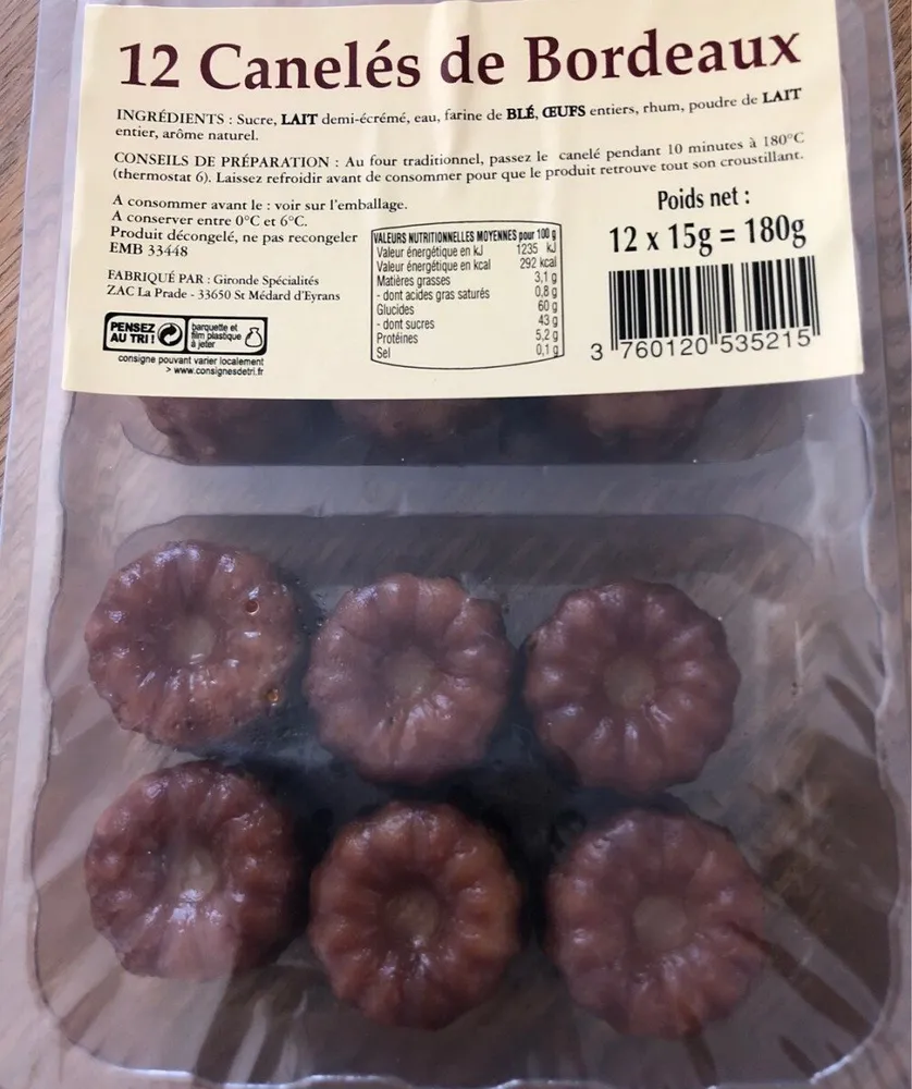 12 Canelés de Bordeaux