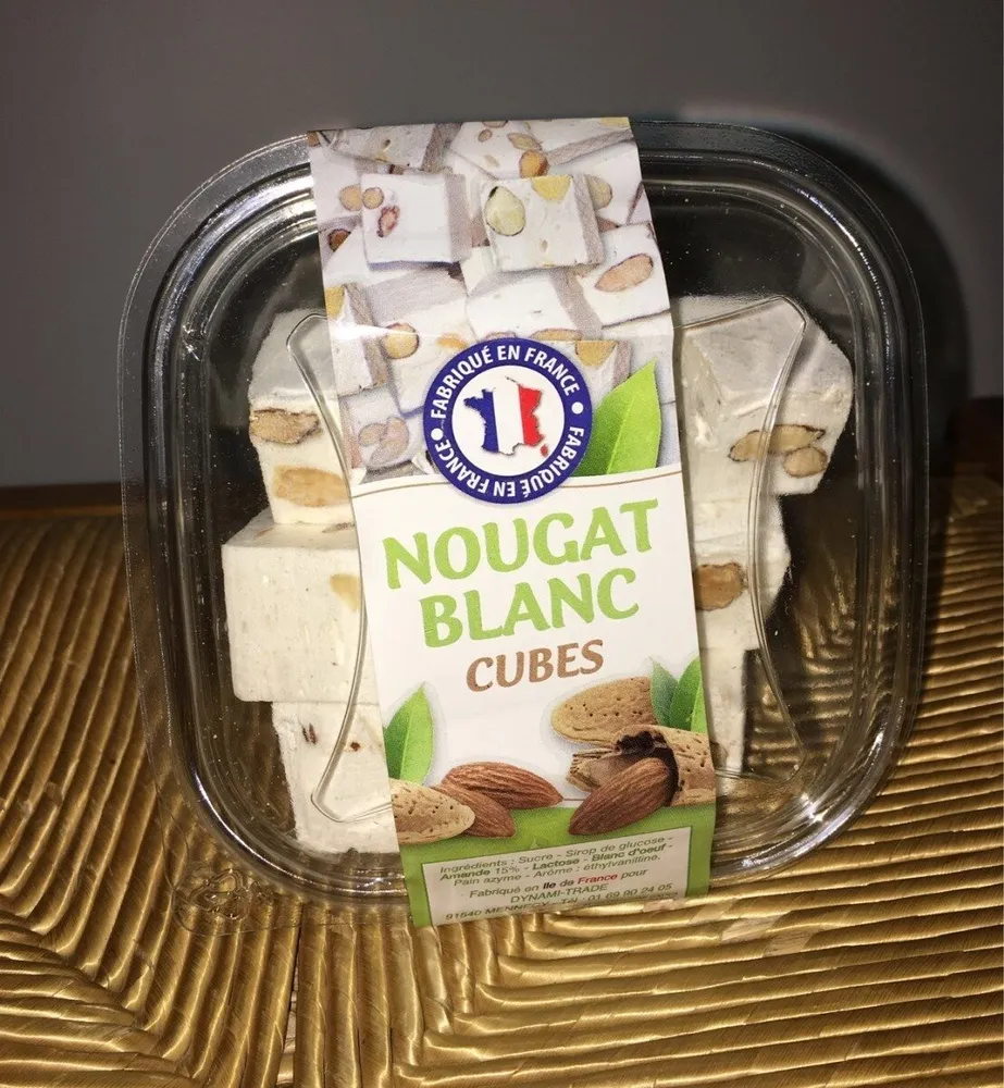 Nougat blanc cubes