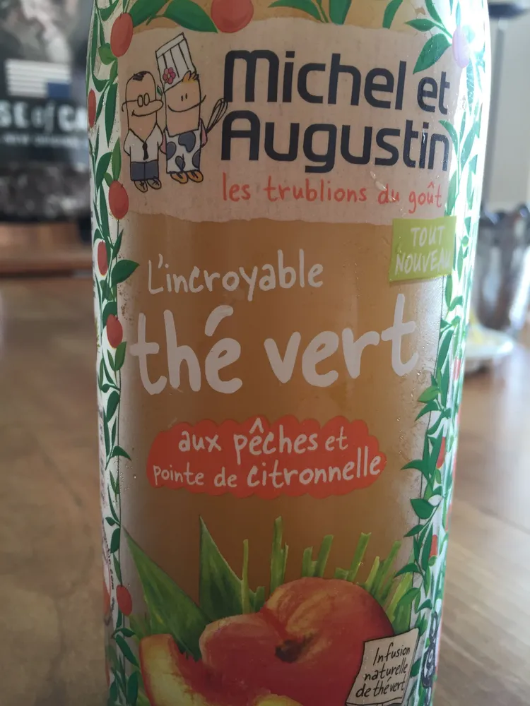 L'incroyable thé vert aux pêches et pointe de citronnelle