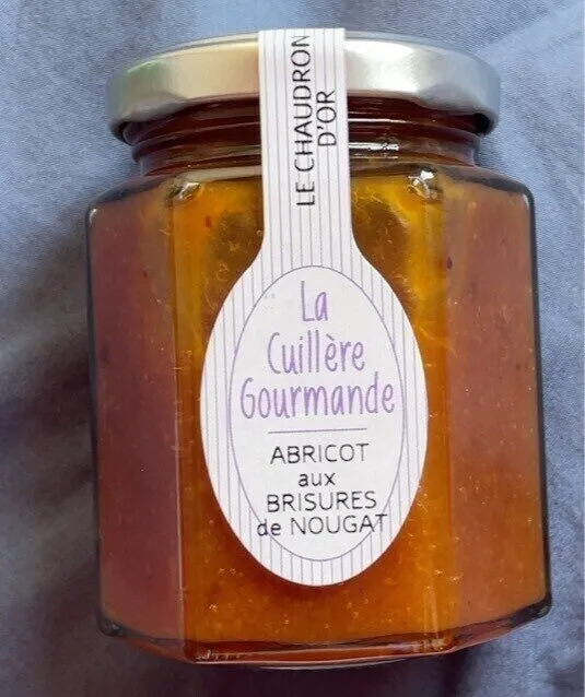 confiture d’abricot aux brisures de nougat