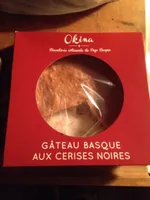 Gâteau basque aux cerises noires