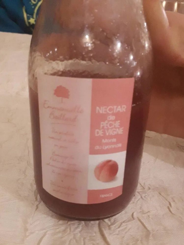 Nectar de pêche de vigne