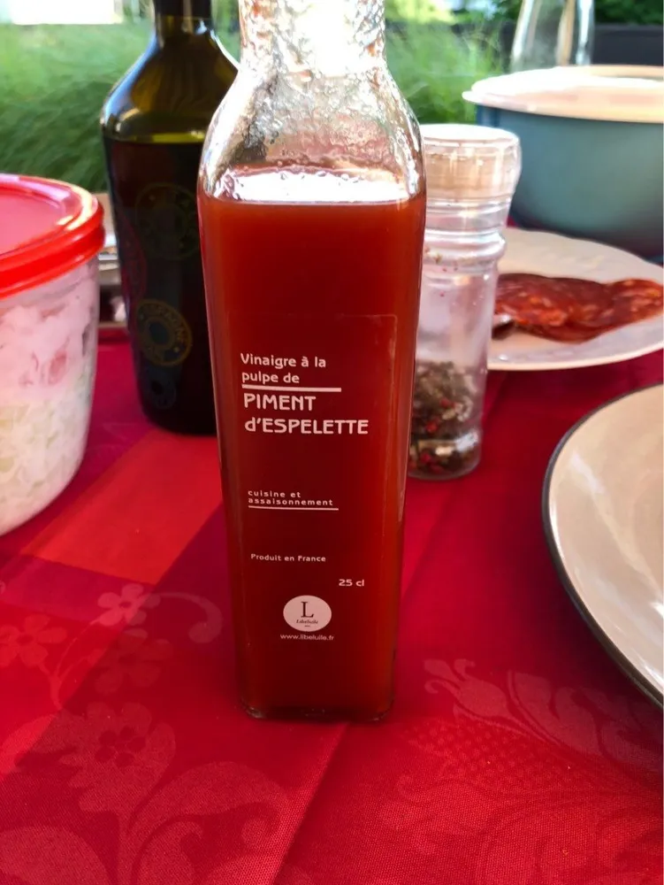 Vinaigre à la pulpe de pilent d'Espelette