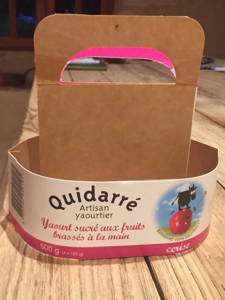 Yaourt sucré aux fruits brassés a la main