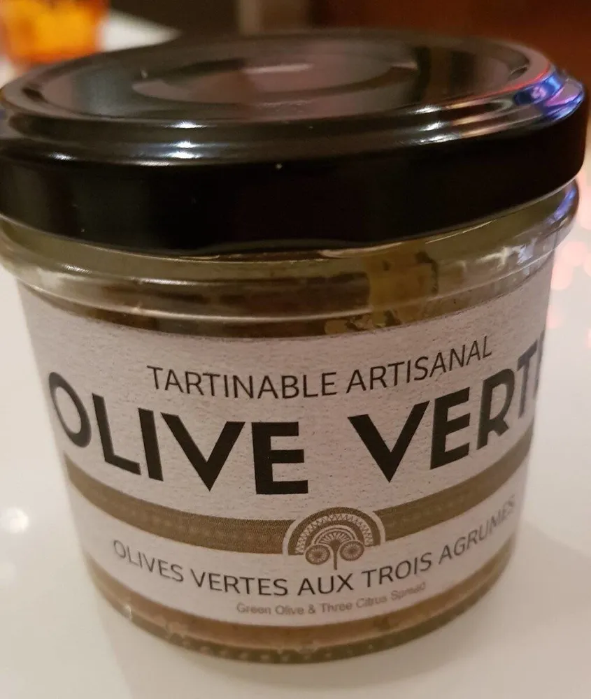 Olives vertes aux trois agrumes