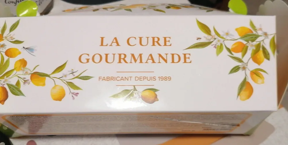 Cake fourré au citron