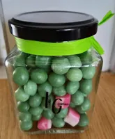Bonbons de sucre cuit aromatisés (petit pois lard bonbonnière)