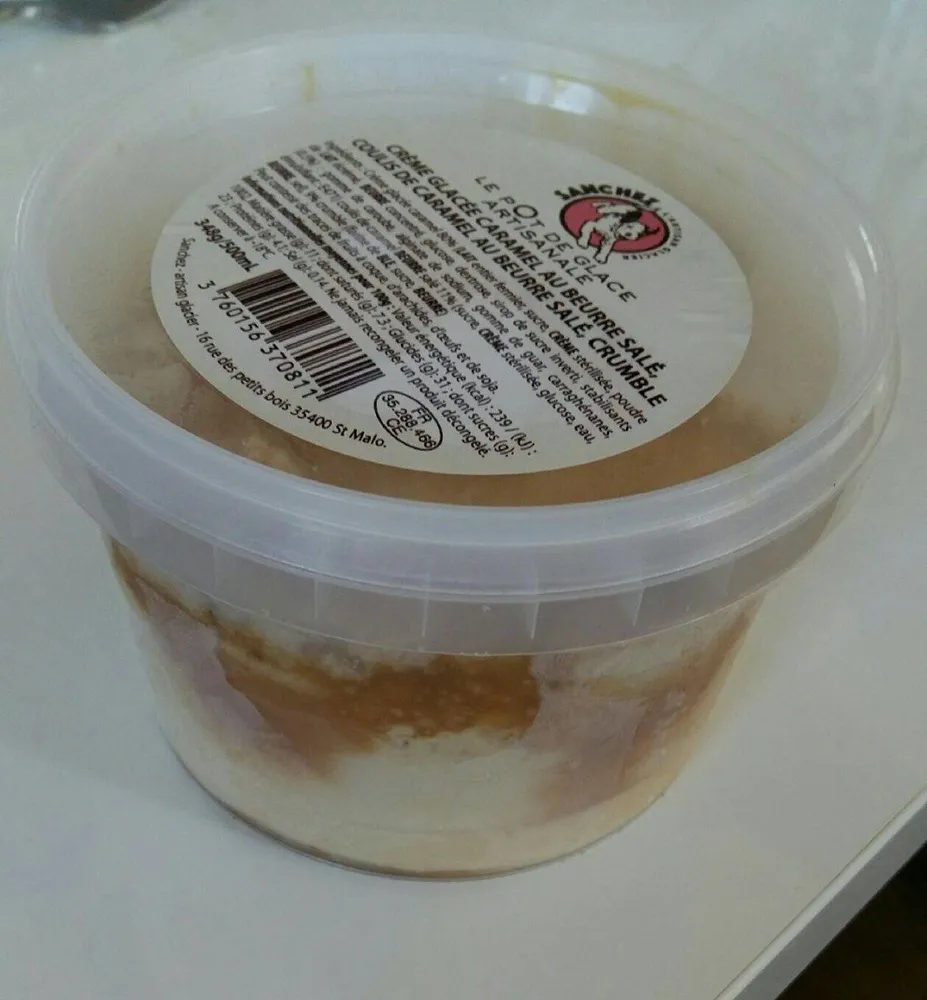 Crème glacée caramel au beurre salé, coulis de caramel