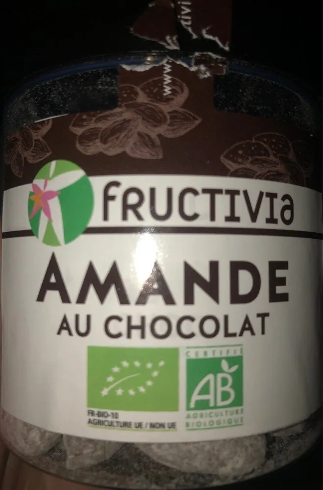 Amande au chocolat