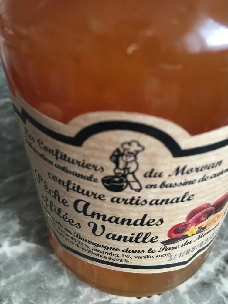 confiture framboises crème de cassis