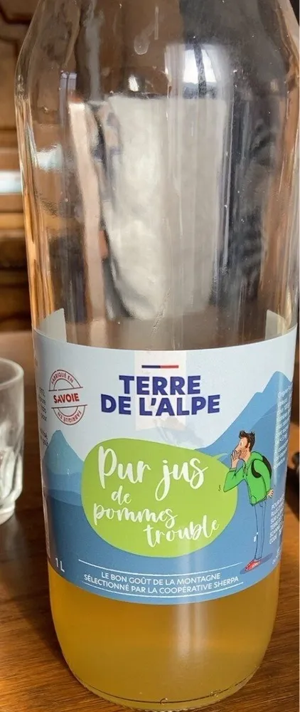 Pur jus de pommes trouble
