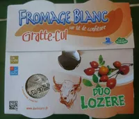 Fromage blanc sur lit de confiture