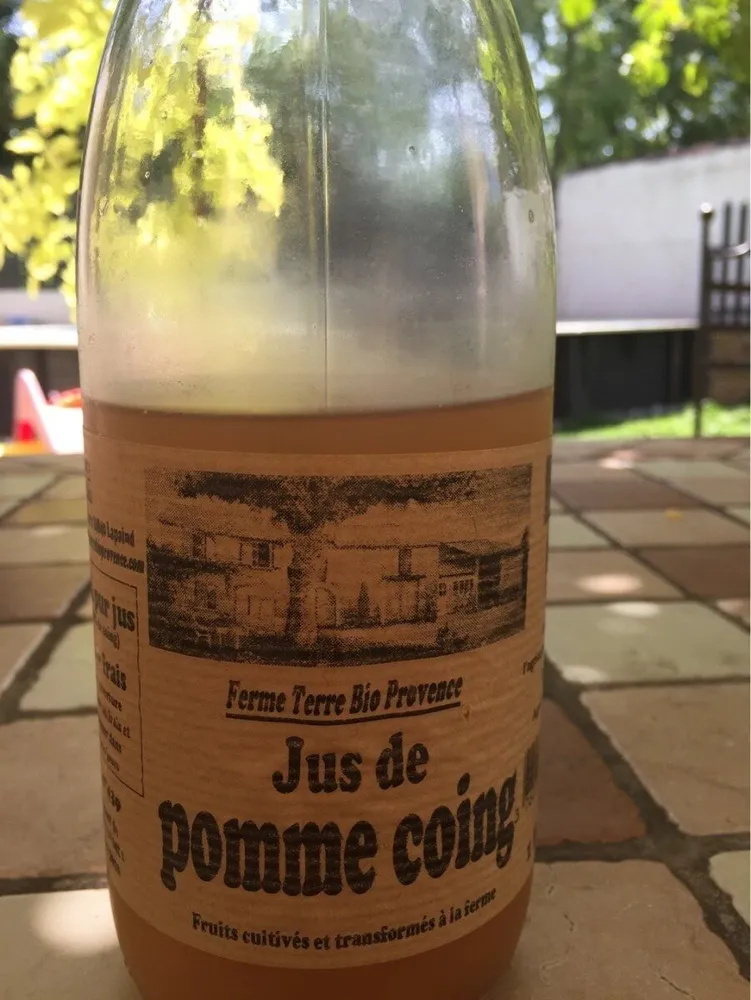Jus de pomme coing