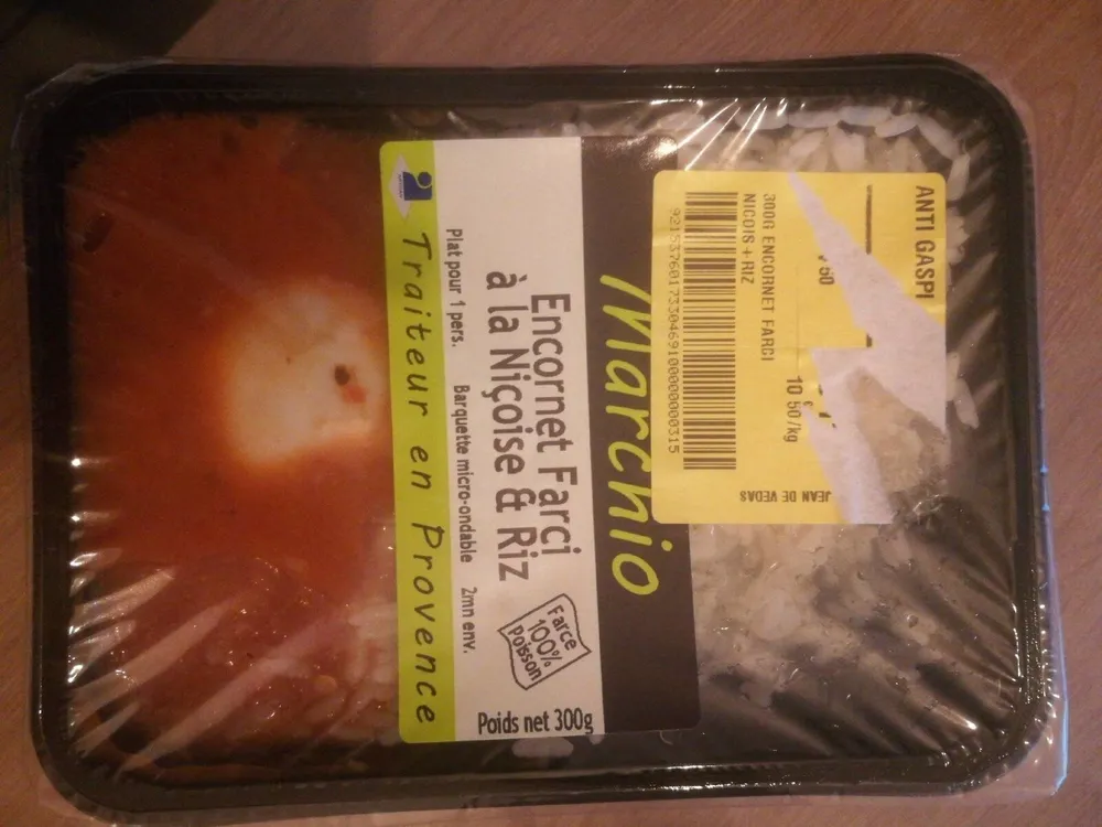 Encornet farci à la niçoise et riz