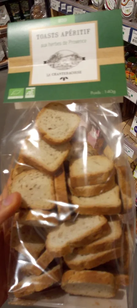 Toasts apéritif aux herbes de Provence