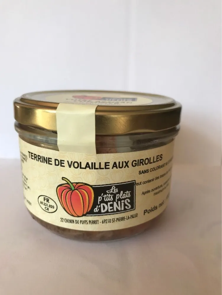Terrine de volailles aux girolles