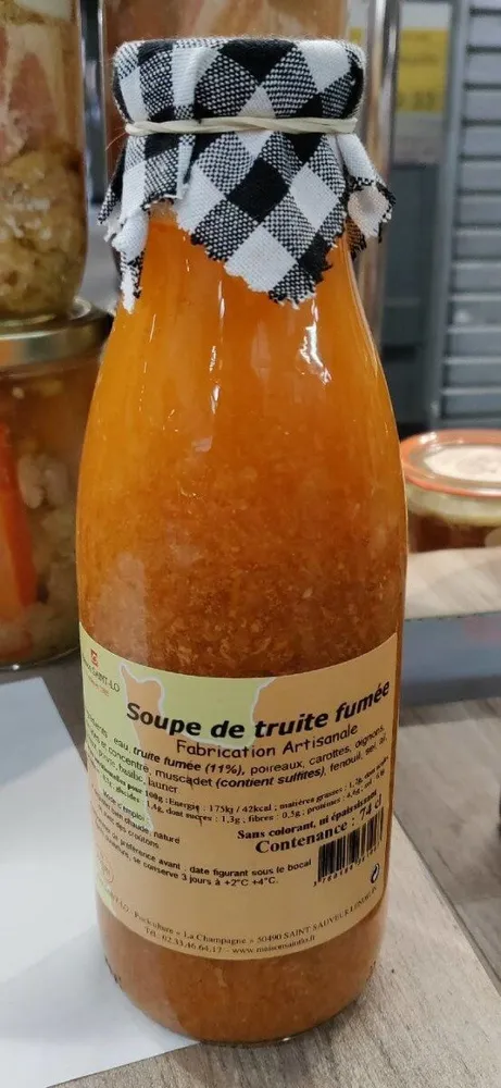 Soupe de truite fumée