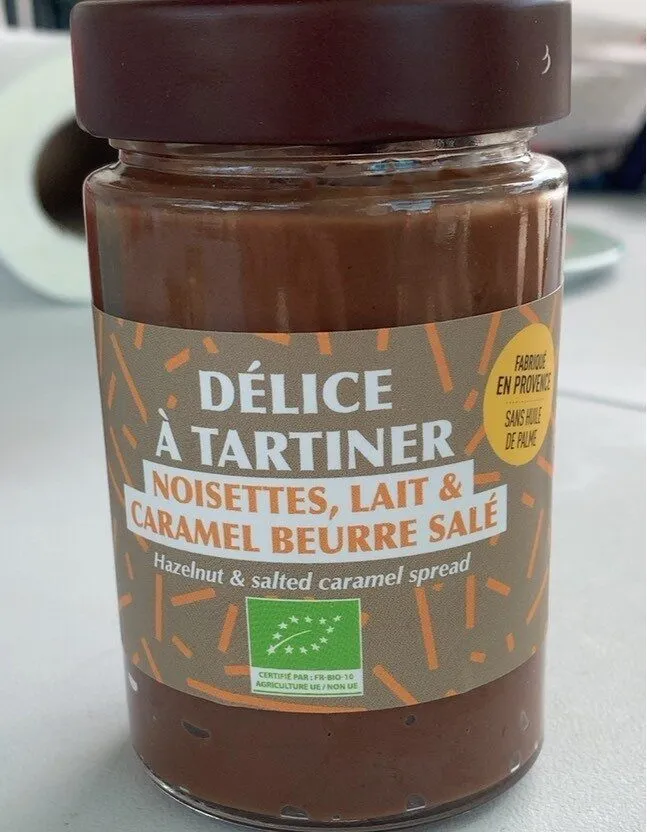 Delice à tartiner, noisette, lait et caramel beurre salé