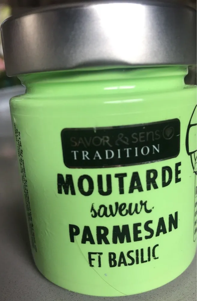 Moutarde saveur parmesan et basilic