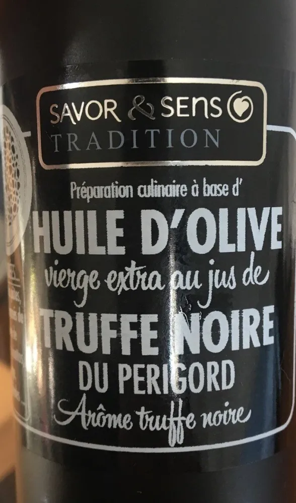 Huile d'olive au jus de truffe noir du Perigord