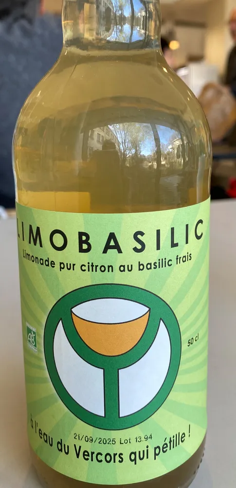 LIMOBASILIC