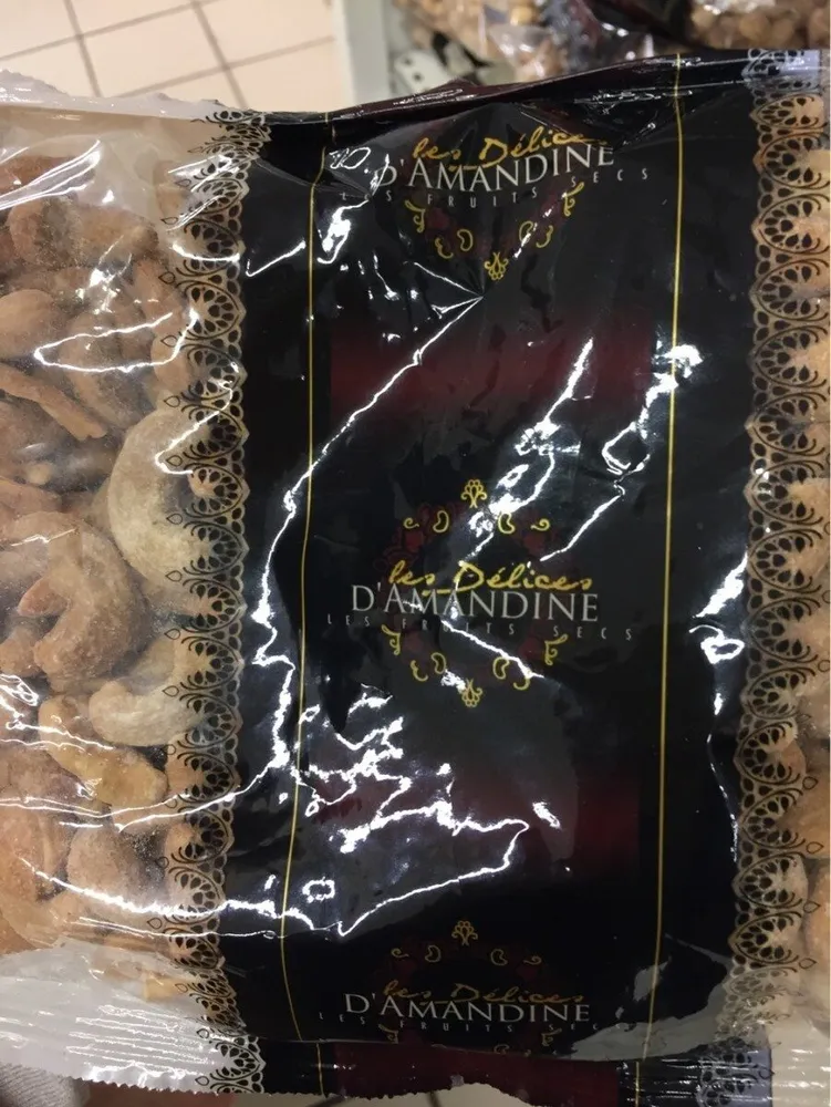Noix de cajou grillees salees