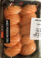 Sushi saumon, avec poisson cru