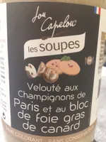 Velouté aux champignons de Paris et au bloc de foie gras de canard