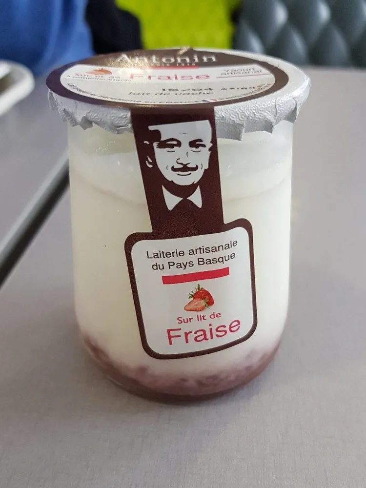 Yaourt artisanal à la fraise