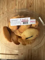 Madeleine à la crème de pruneaux