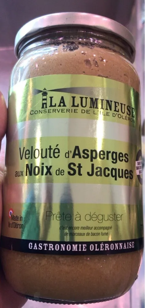 Veloute asperges aux noix de saint jacques
