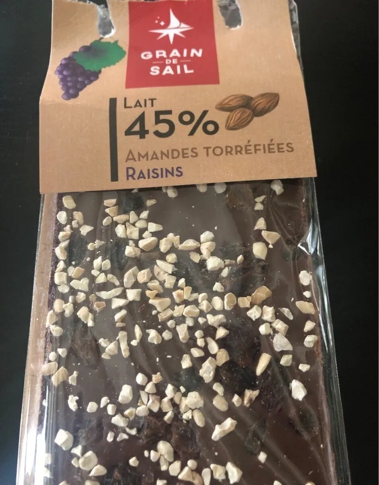 Tablette lait 45% amandes torrefiees raisins