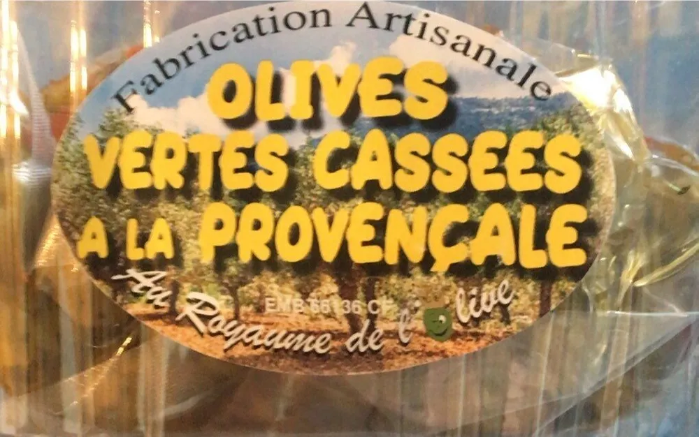 Olives vertes cassées a la provencale