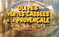 Olives vertes cassées a la provencale