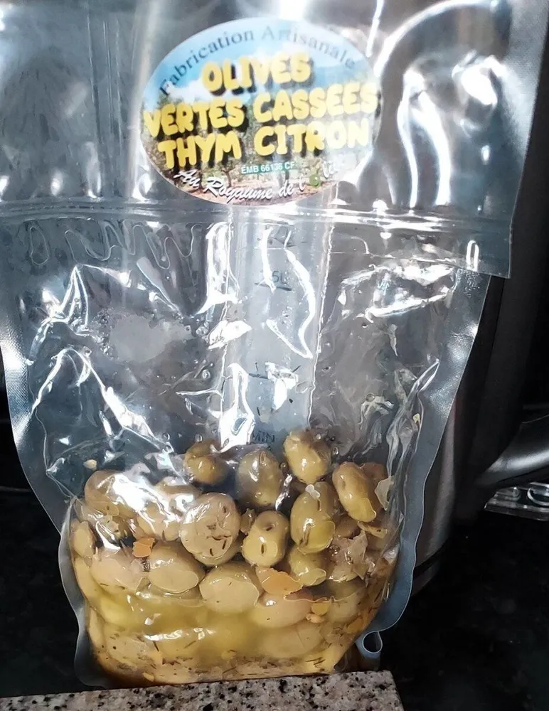 Olives vertes cassées thym citron