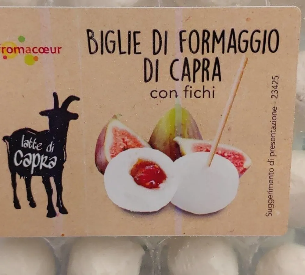 Biglie di formaggio di capra con fichi