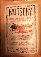 Nursery Raisins, cranberries et physalis