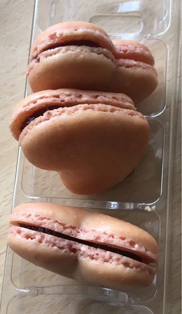 6 macarons gourmands framboise