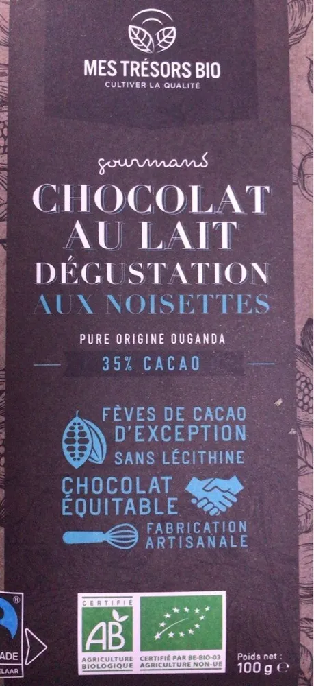 Chocolat au lait degustation noisettes