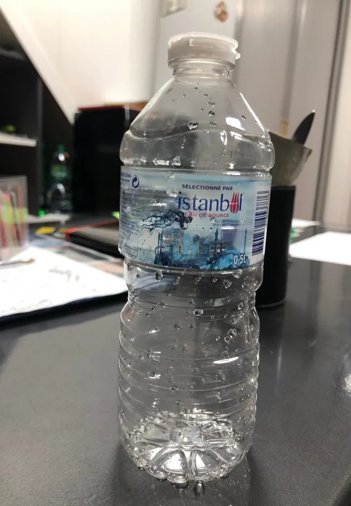 Istanbul eau de source
