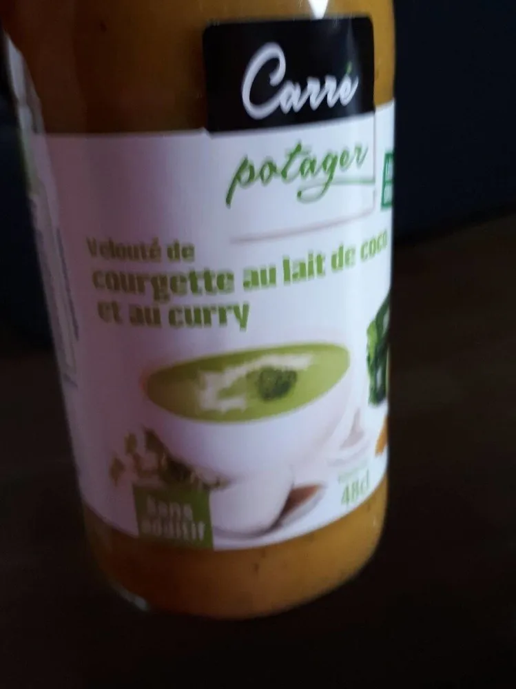 Velouté de courgette au lait de coco et curry