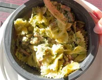 Farfalle ricotta epinard, lardons et noisette