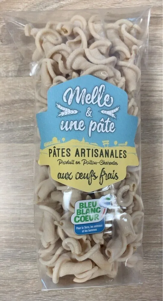 Campanile bleu-blanc-coeur aux oeufs