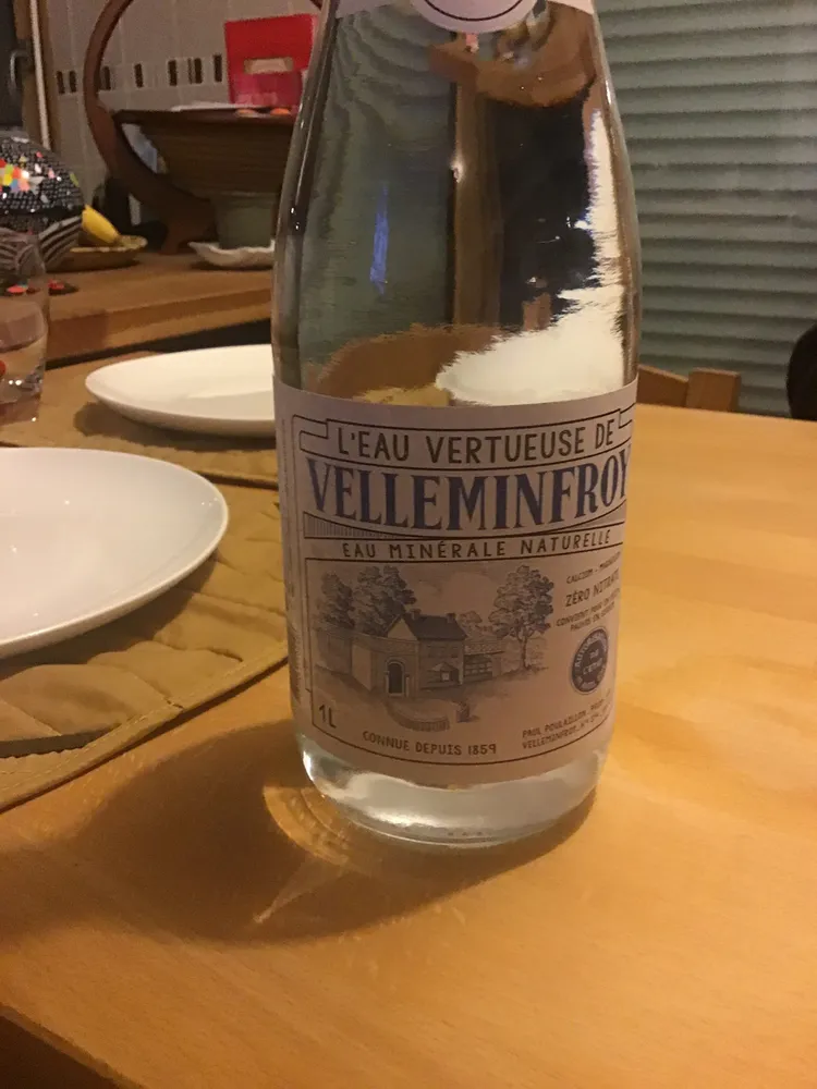 Eau minérale naturelle 1L verre Vintage