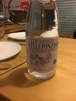 Eau minérale naturelle 1L verre Vintage