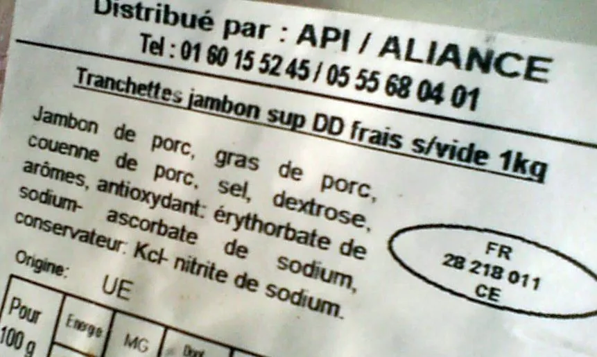 Tranchettes de jambon supérieur désossé découenné sous vide